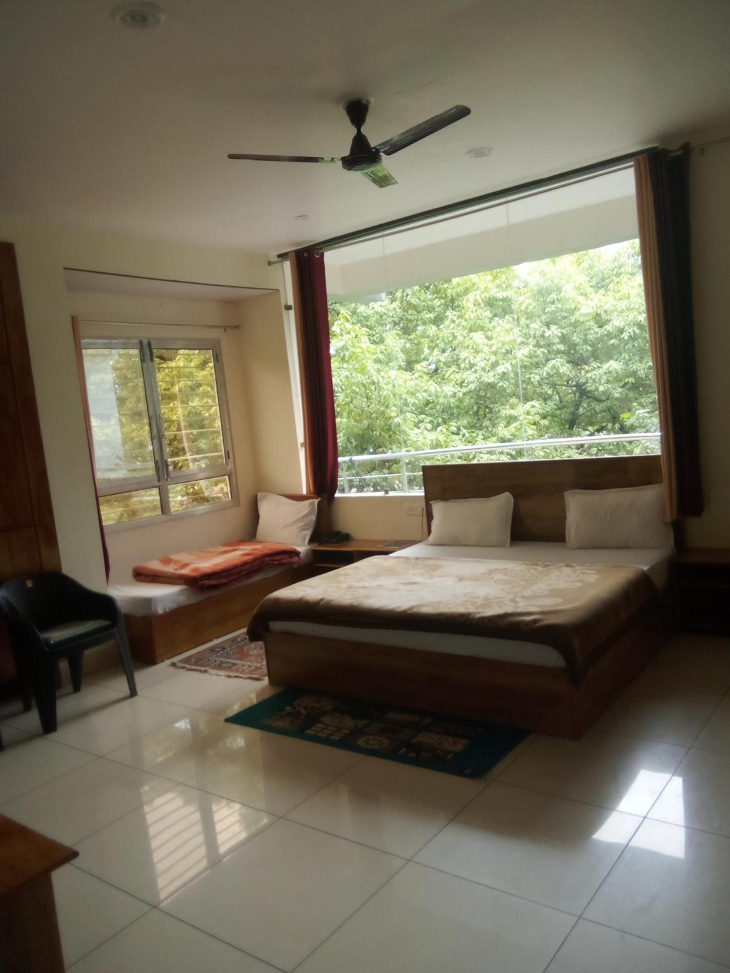 Hotel Lansblue Lansdowne Εξωτερικό φωτογραφία
